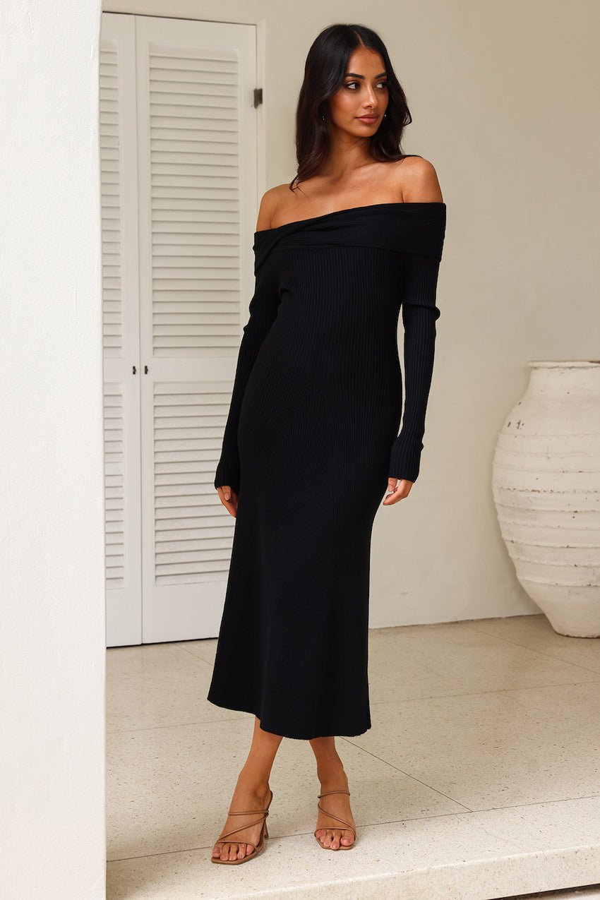 Unfolding Adventure Midi Dress Black